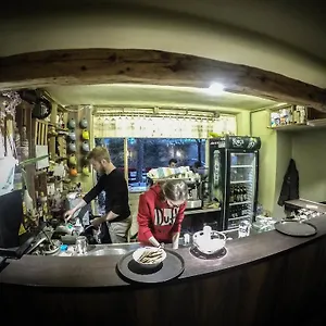 Hostel Arka, Szkodra